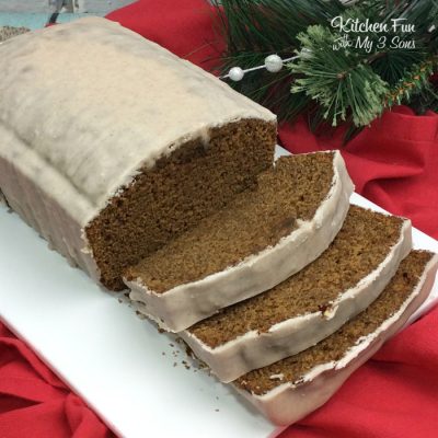 gingerbreadLoaf带cenmonFrosting