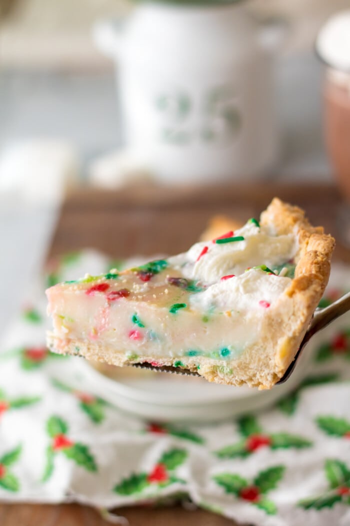 A spatula with a slice of Christmas Pie on it.